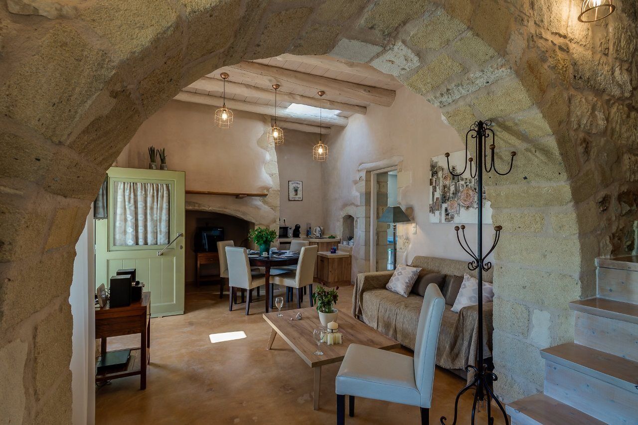 Traditional Stonebuilt Villa Leonanto, Only 5 Km From A Sandy Beach Kastellos Экстерьер фото